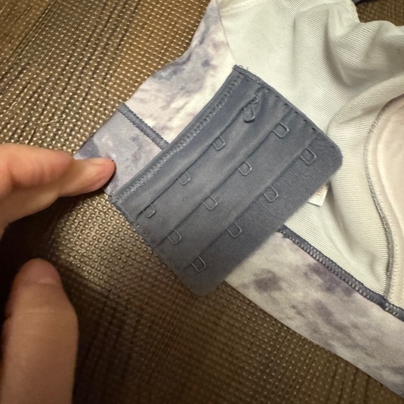 2/$25 Cacique Comfort Bliss Lightly Lined No-Wire Bra in floral 38I, EUC - Picture 7 of 7